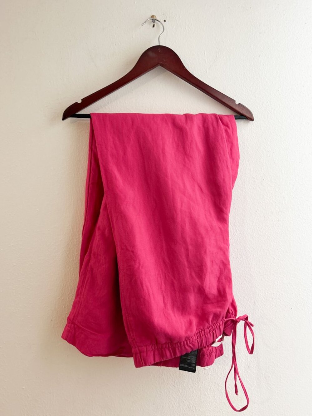 EUC Wide-Leg Drawstring Pants in Bright Raspberry - Picture 9 of 9